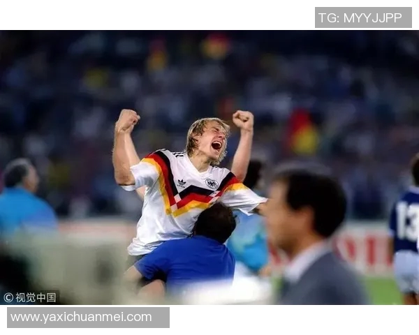 历届世界杯足球明星风采回顾与经典瞬间展示